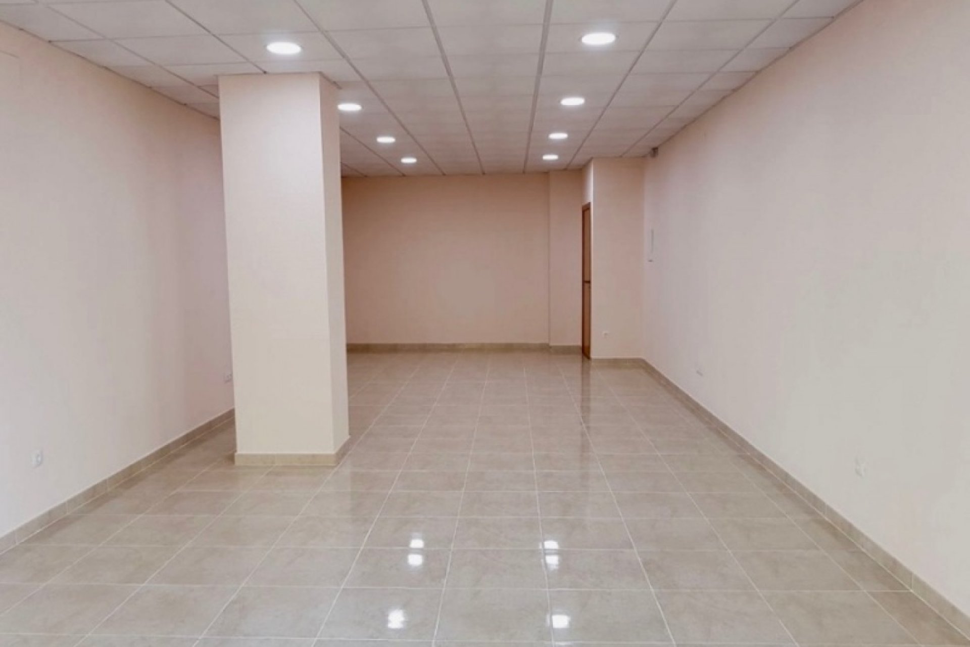 Reventa - Comercial - Benidorm - Colonia Madrid