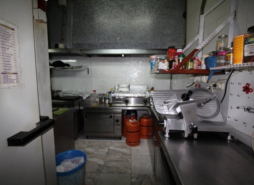 Reventa - Comercial - Benidorm - Colonia Madrid