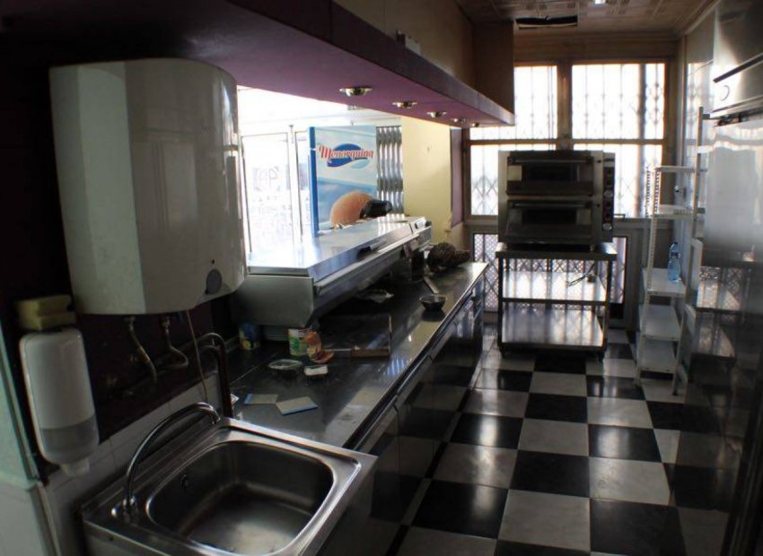 Reventa - Comercial - Benidorm - Juzgados