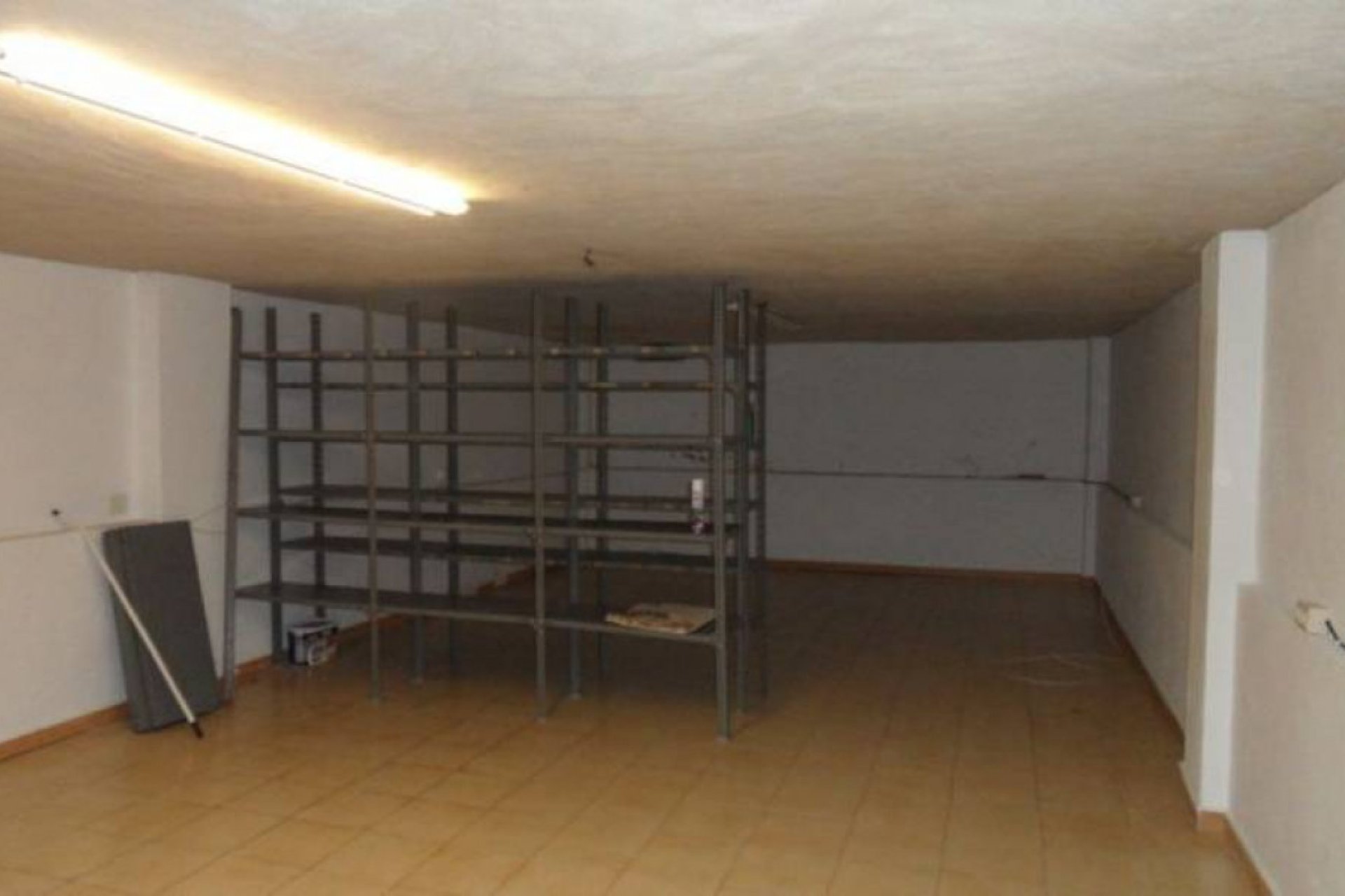 Reventa - Comercial - Benidorm - Levante