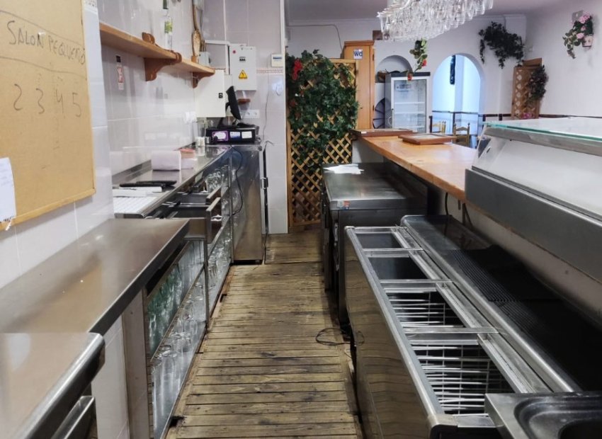 Reventa - Comercial - Benidorm - Old town / Port