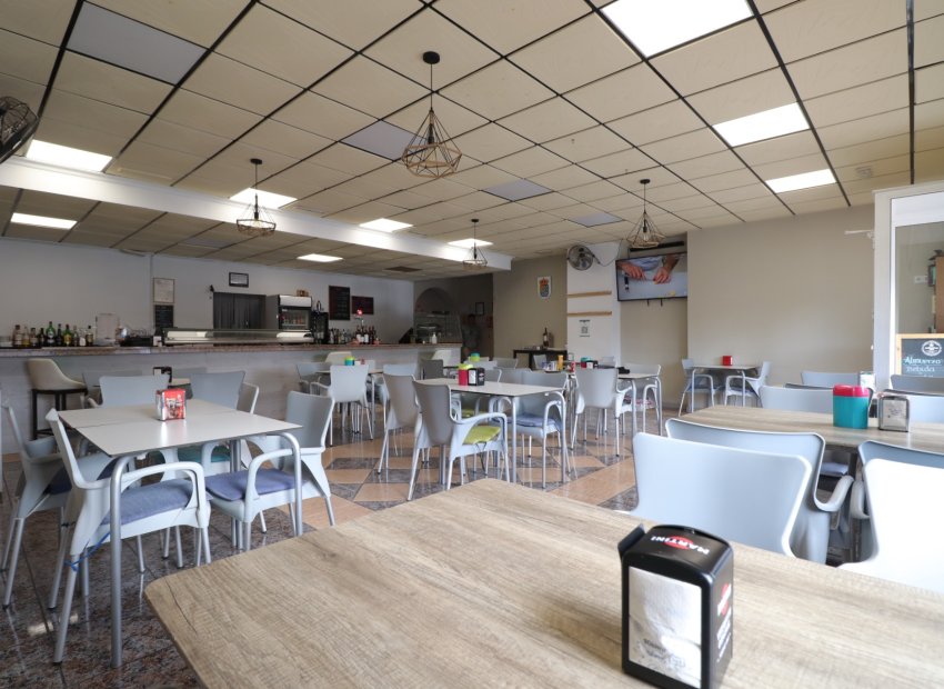 Reventa - Comercial - Formentera del Segura - Formentera - Village