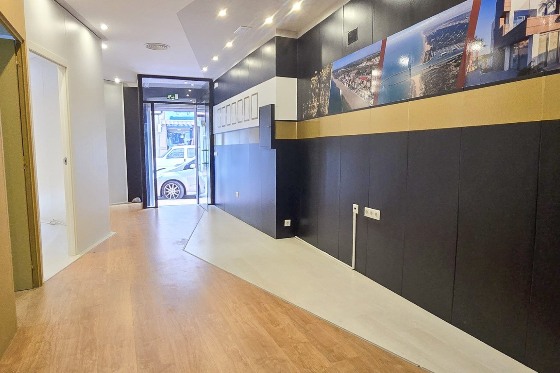 Reventa - Comercial - Guardamar del Segura - Center