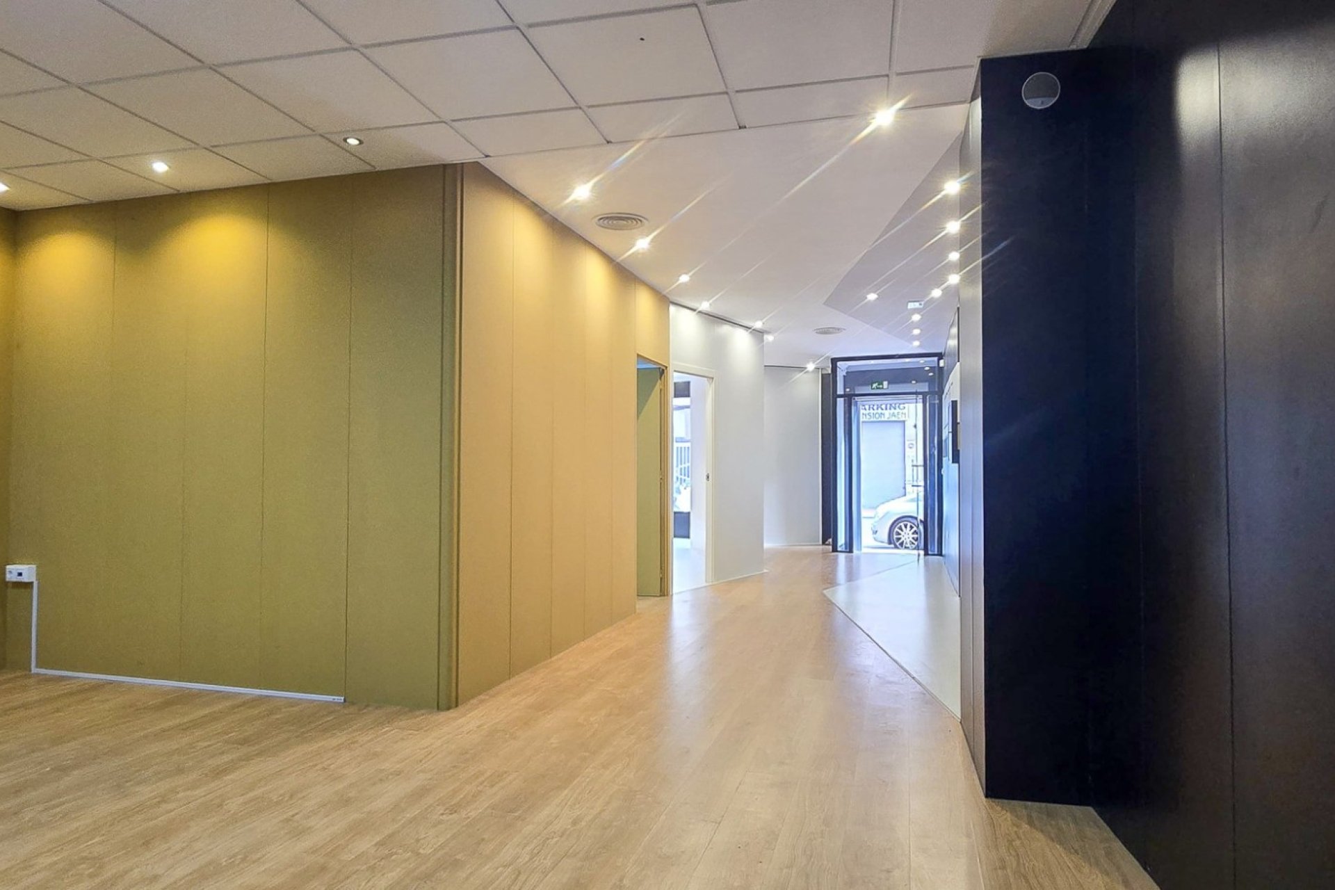 Reventa - Comercial - Guardamar del Segura - Center