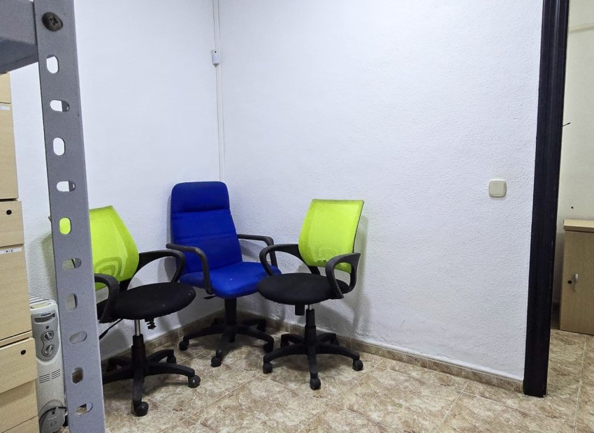 Reventa - Comercial - Guardamar del Segura - Center