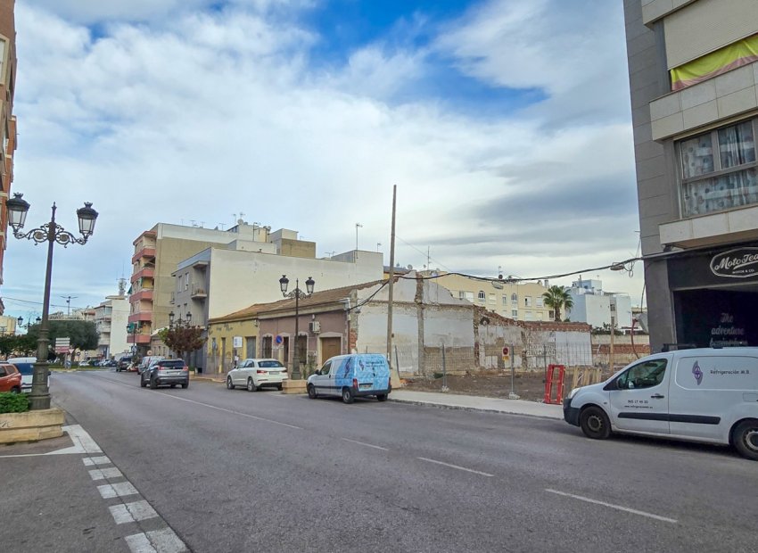 Reventa - Comercial - Guardamar del Segura - Center