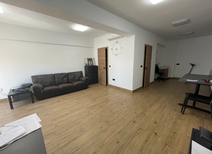 Reventa - Comercial - Guardamar del Segura - Comunidad Valenciana