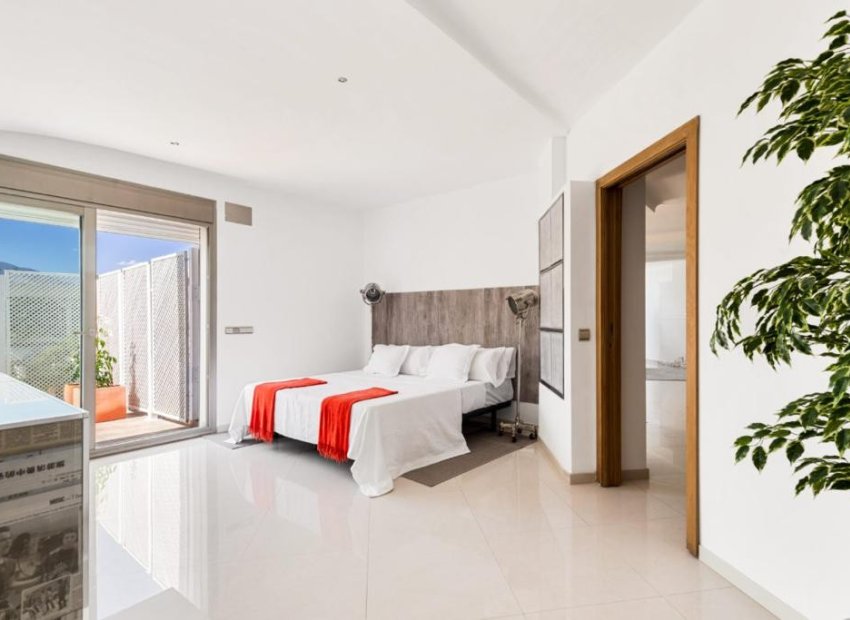 Reventa - Comercial - Marbella - Nueva Andalucía