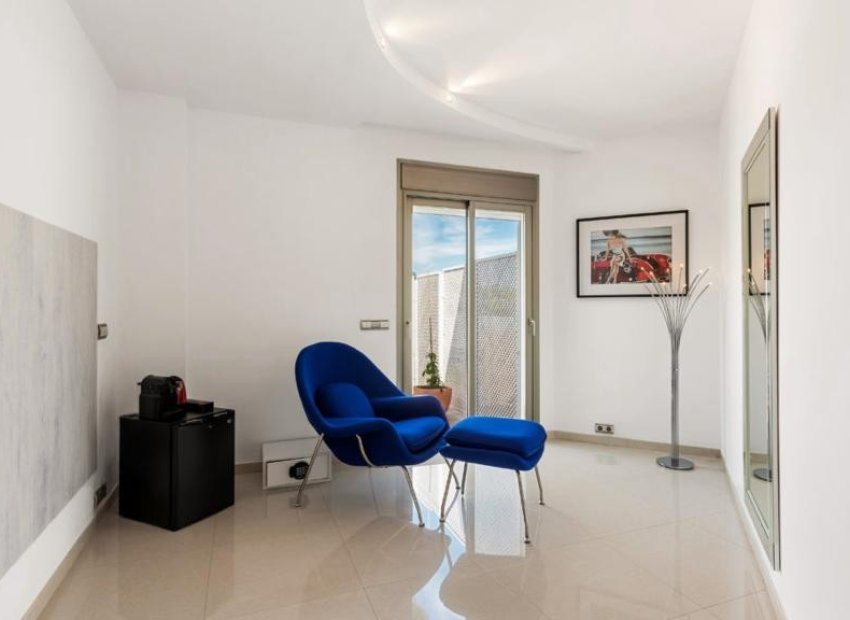 Reventa - Comercial - Marbella - Nueva Andalucía