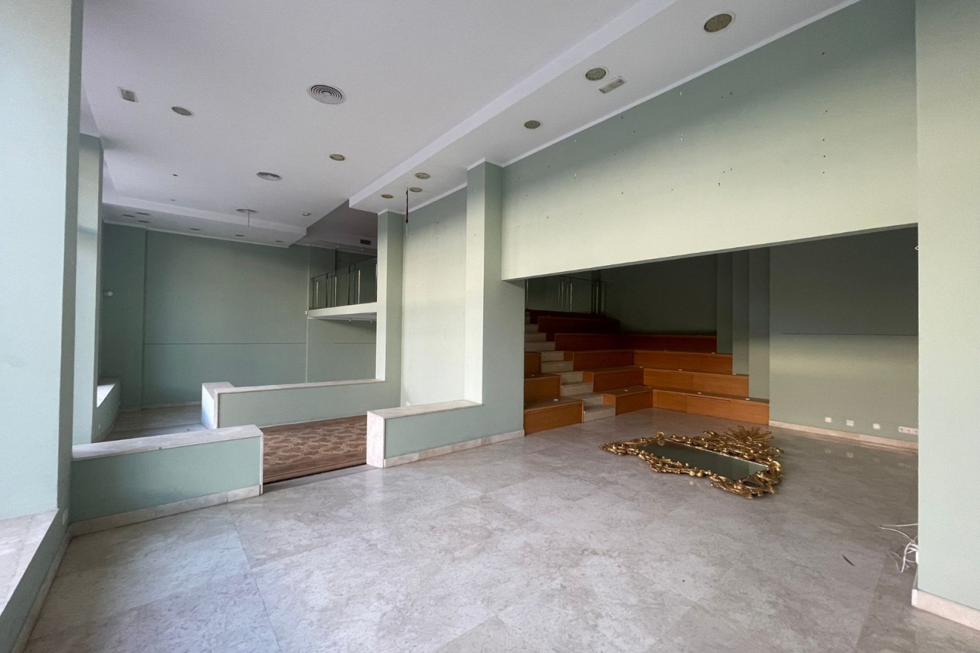 Reventa - Comercial - Marbella - Puerto Banús