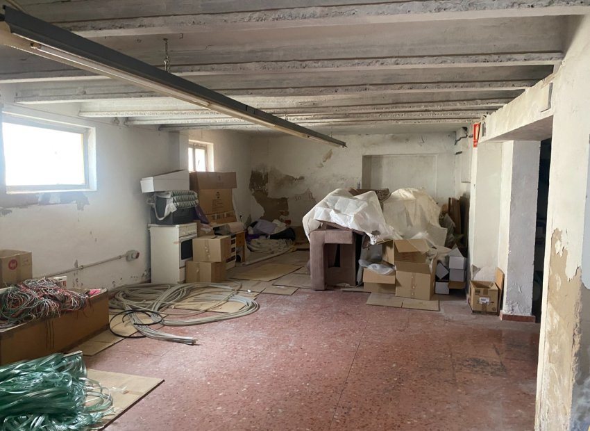 Reventa - Comercial - Sax