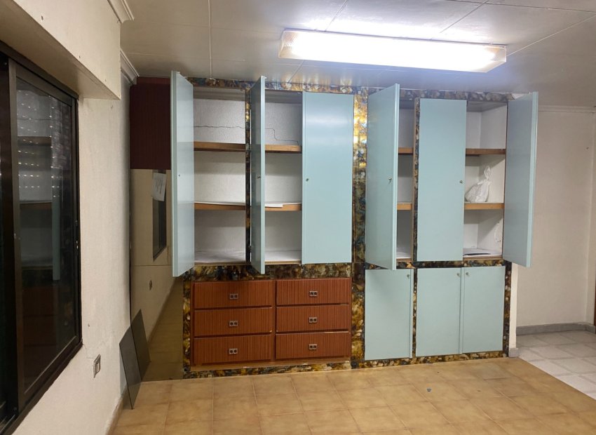 Reventa - Comercial - Sax