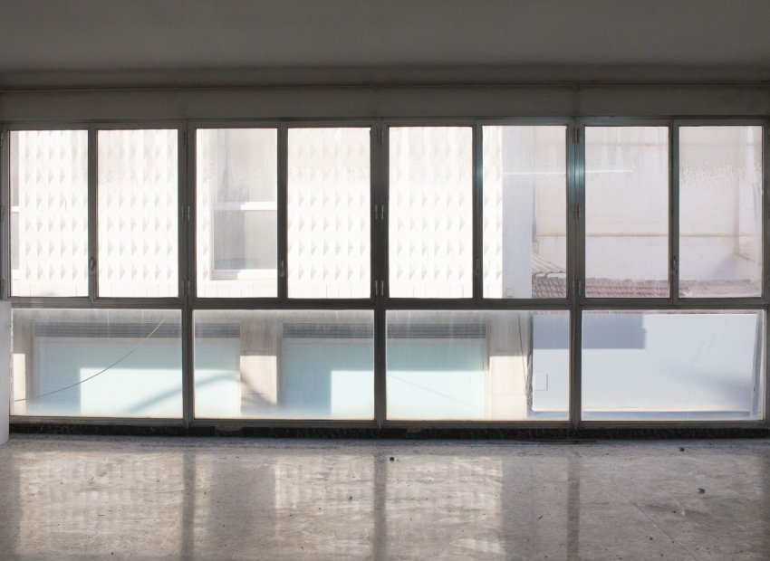 Reventa - Comercial - Torrevieia - Center