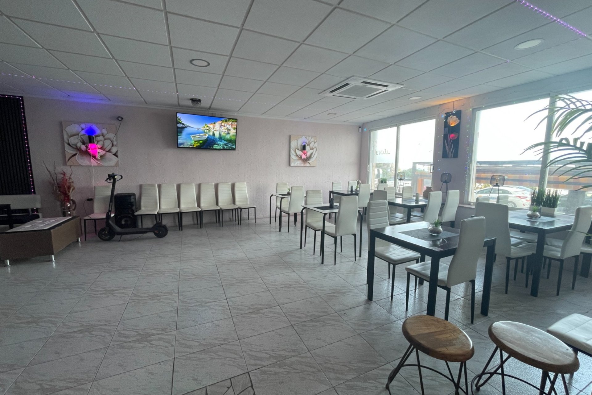 Reventa - Comercial - Torrevieia - Comunidad Valenciana