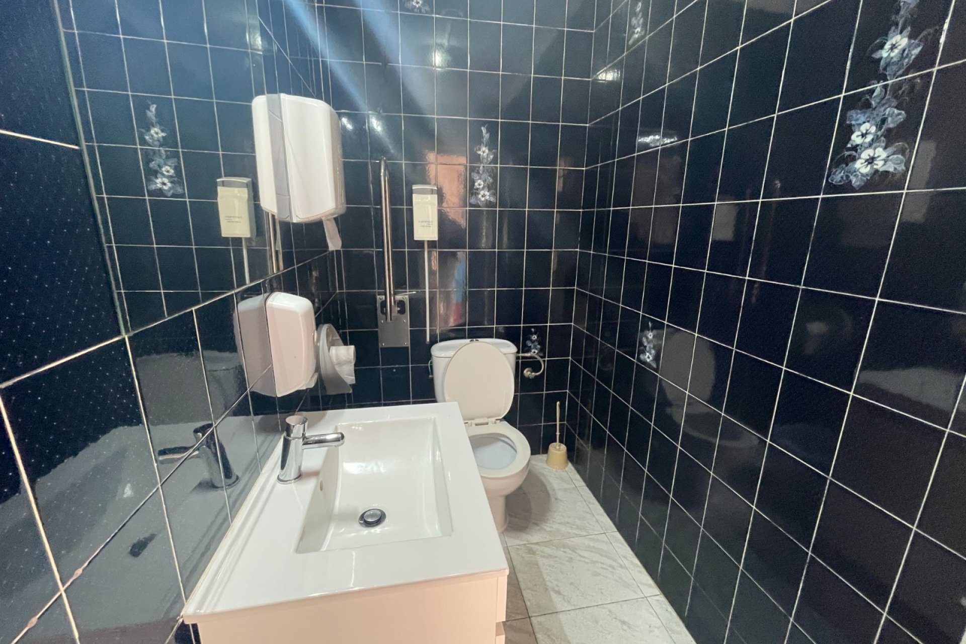 Reventa - Comercial - Torrevieia - Comunidad Valenciana