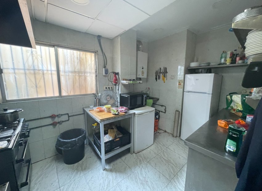 Reventa - Comercial - Torrevieia - Comunidad Valenciana