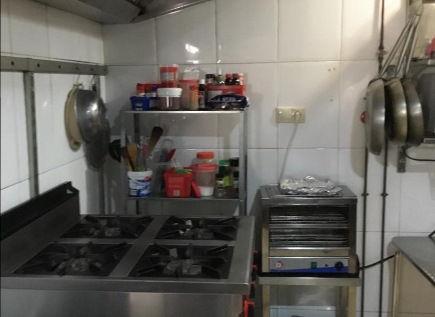 Reventa - Comercial - Torrevieia - Torrevieja