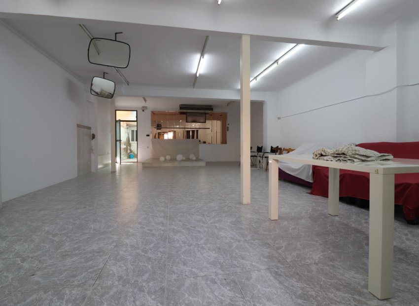 Reventa - Commercial (Rental) - Benijofar