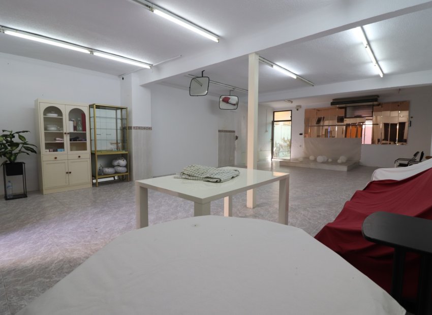 Reventa - Commercial (Rental) - Benijofar
