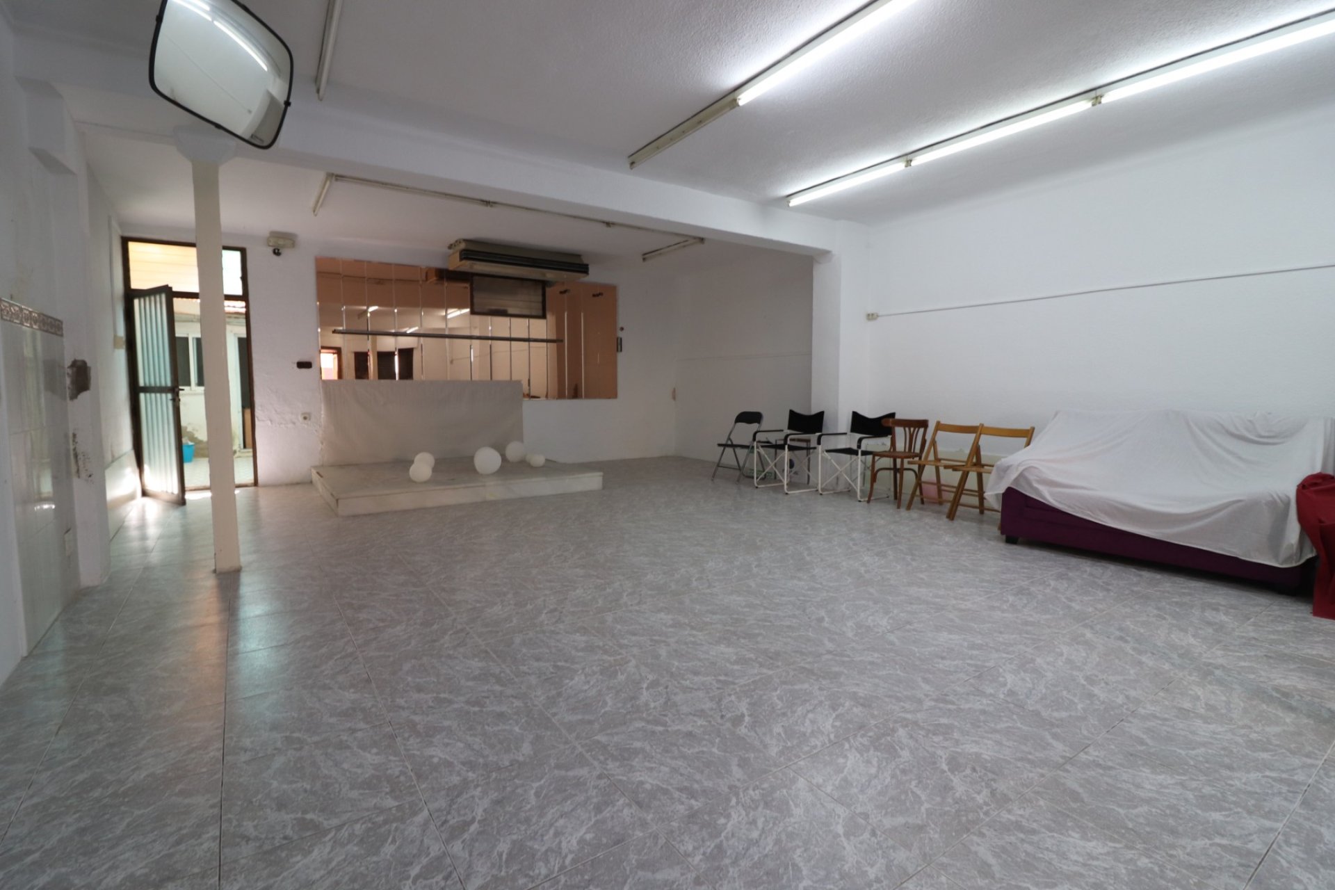 Reventa - Commercial (Rental) - Benijofar