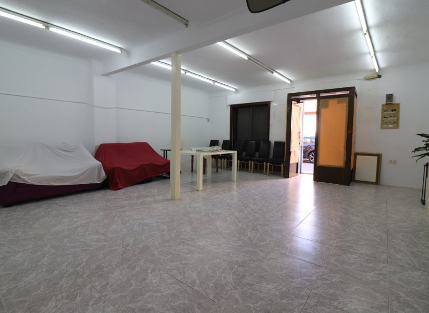 Reventa - Commercial (Rental) - Benijofar