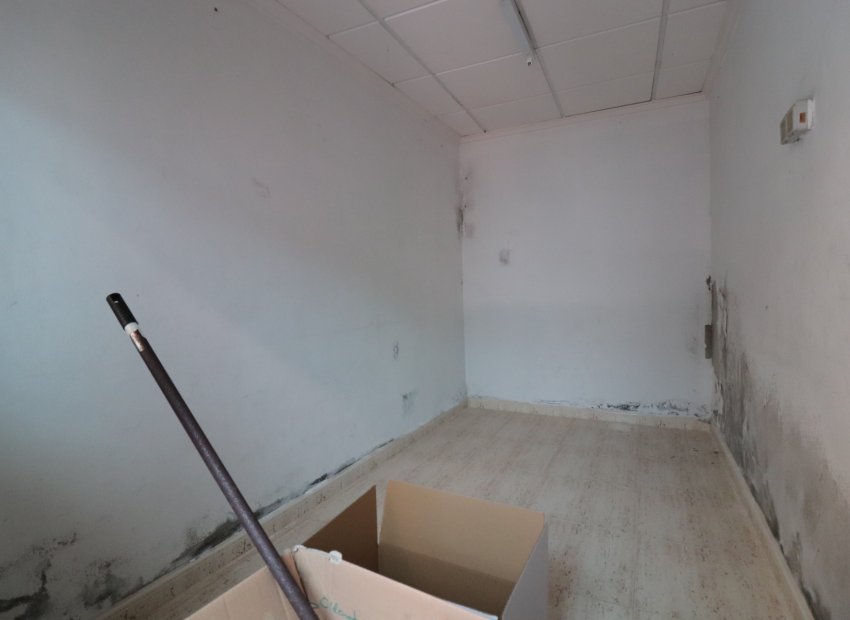 Reventa - Commercial (Rental) - Benijofar