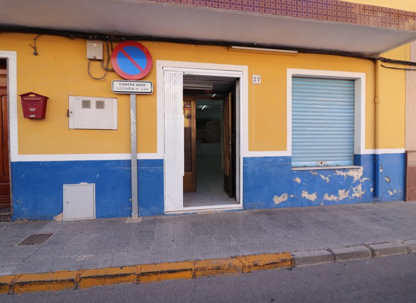 Reventa - Commercial (Rental) - Benijofar