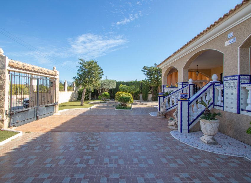 Reventa - Country House - Alicante