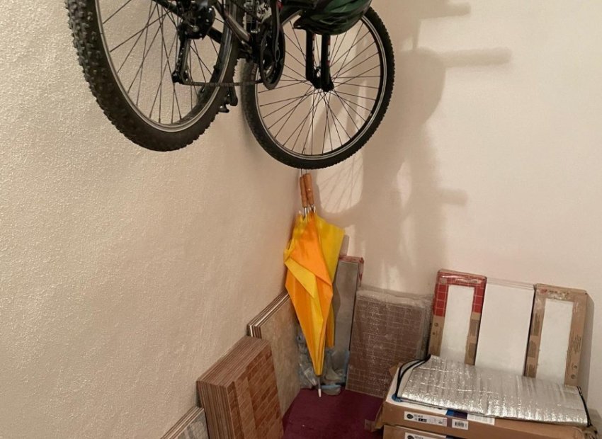 Reventa - Garaje - Mil Palmeras