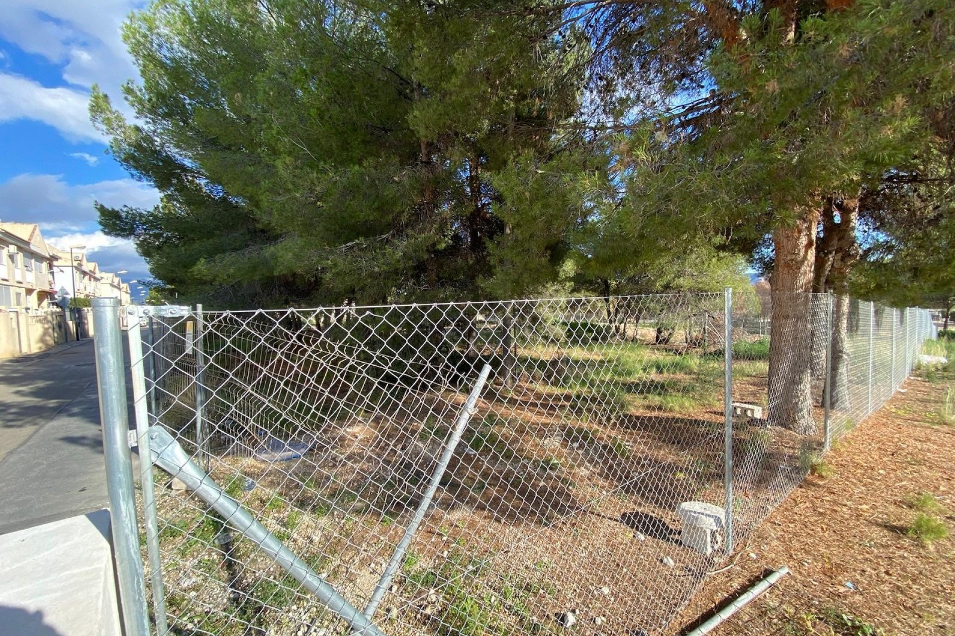 Reventa - Parcela / Terreno - La Nucía - Urbanizaciones