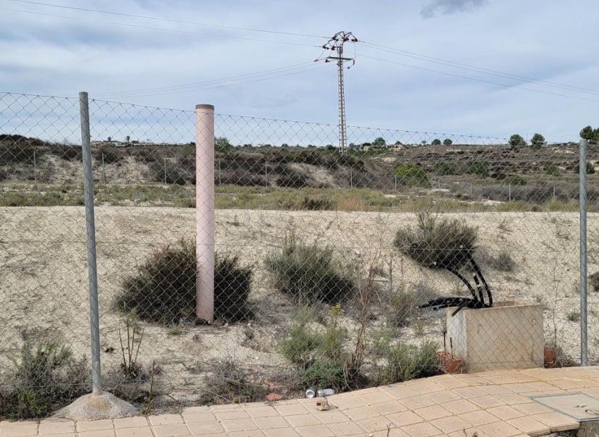 Reventa - Parcela / Terreno - Torremendo