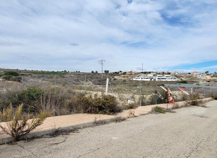 Reventa - Parcela / Terreno - Torremendo