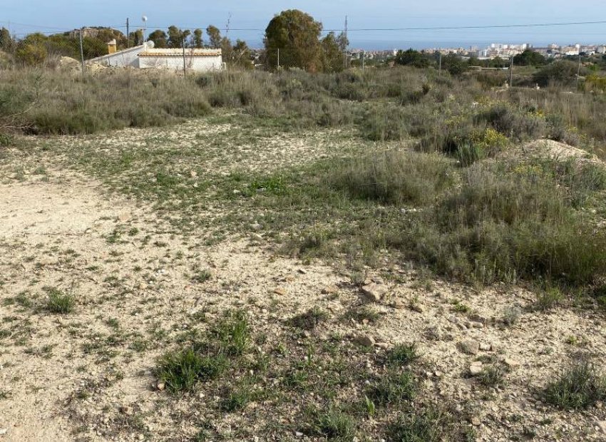 Reventa - Parcela / Terreno - Villajoyosa - Mediases