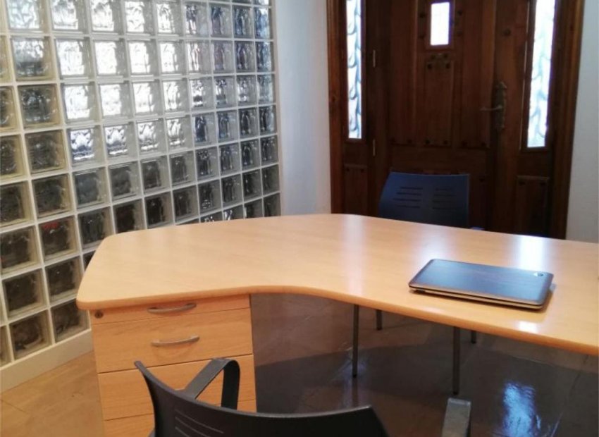 Reventa - Townhouse / Duplex - Alfas del Pí - Colonia Escandinavia-Cautivador