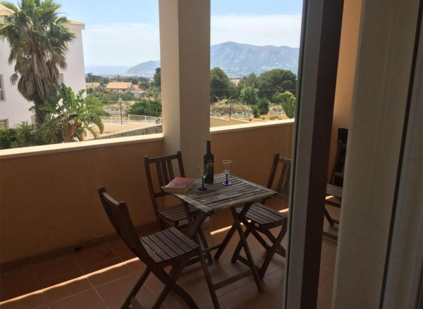 Reventa - Townhouse / Duplex - Alfas del Pí - Colonia Escandinavia-Cautivador