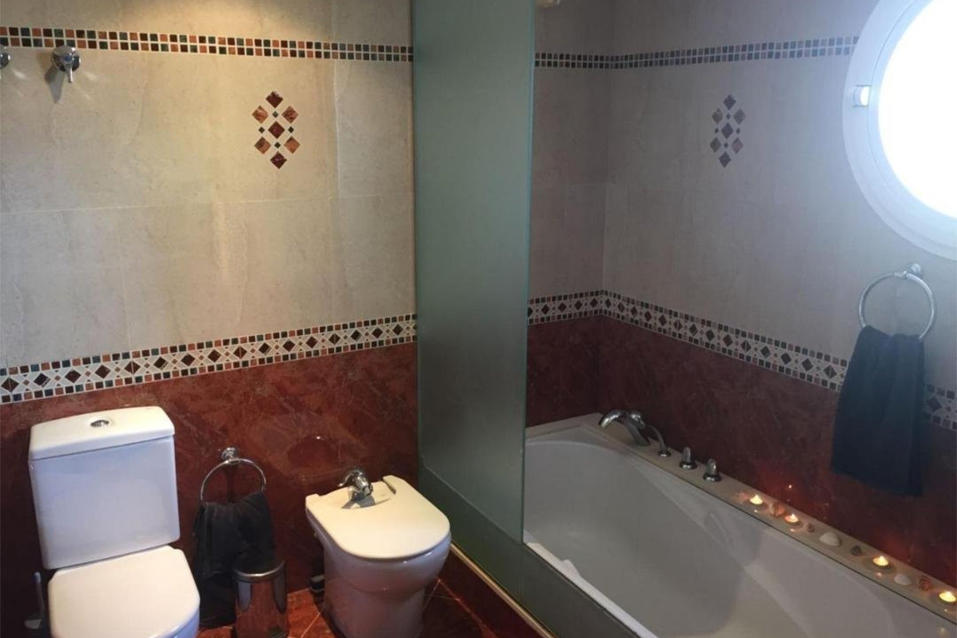 Reventa - Townhouse / Duplex - Alfas del Pí - Colonia Escandinavia-Cautivador