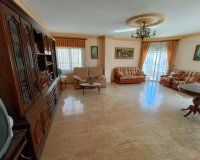 Reventa - Townhouse / Duplex - Algueña