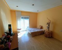 Reventa - Townhouse / Duplex - Algueña