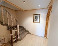 Reventa - Townhouse / Duplex - Algueña