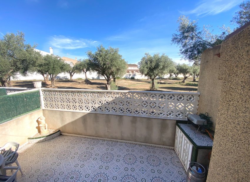 Reventa - Townhouse / Duplex - Benijofar - Monte Azul