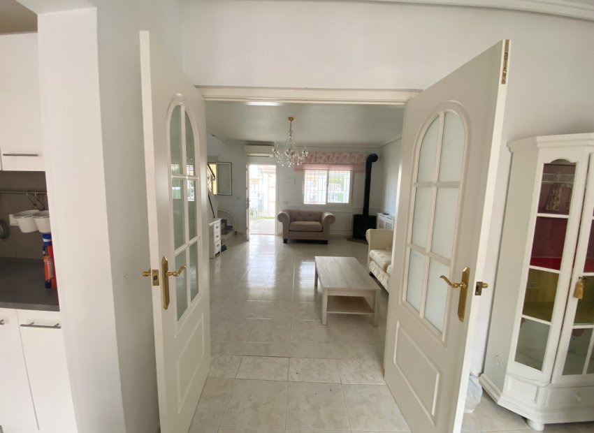 Reventa - Townhouse / Duplex - Benijofar - Monte Azul