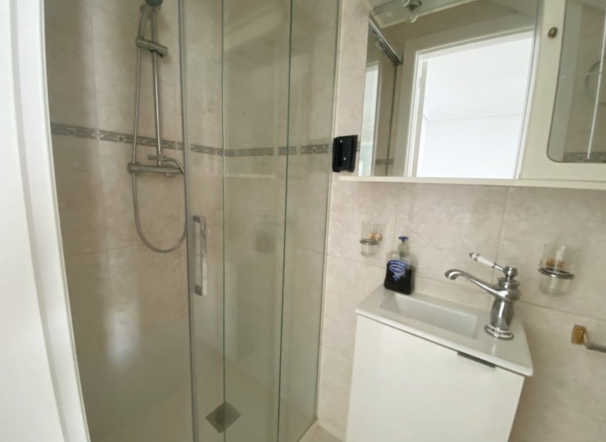 Reventa - Townhouse / Duplex - Benijofar - Monte Azul