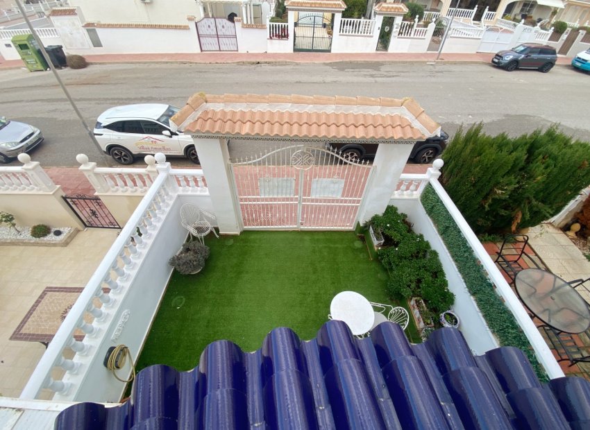 Reventa - Townhouse / Duplex - Benijofar - Monte Azul