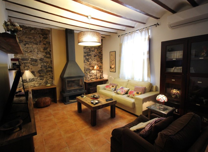 Reventa - Townhouse / Duplex - Blanca