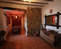 Reventa - Townhouse / Duplex - Blanca