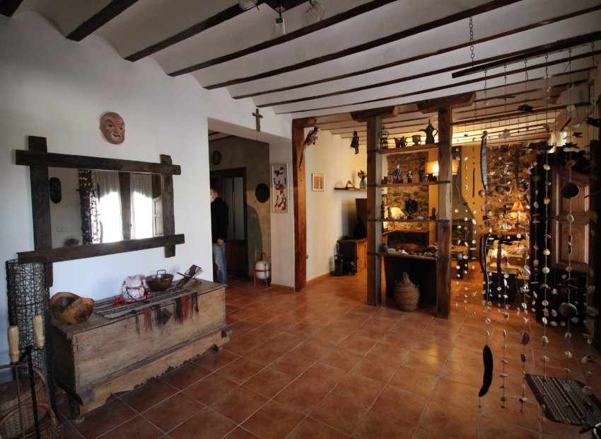 Reventa - Townhouse / Duplex - Blanca