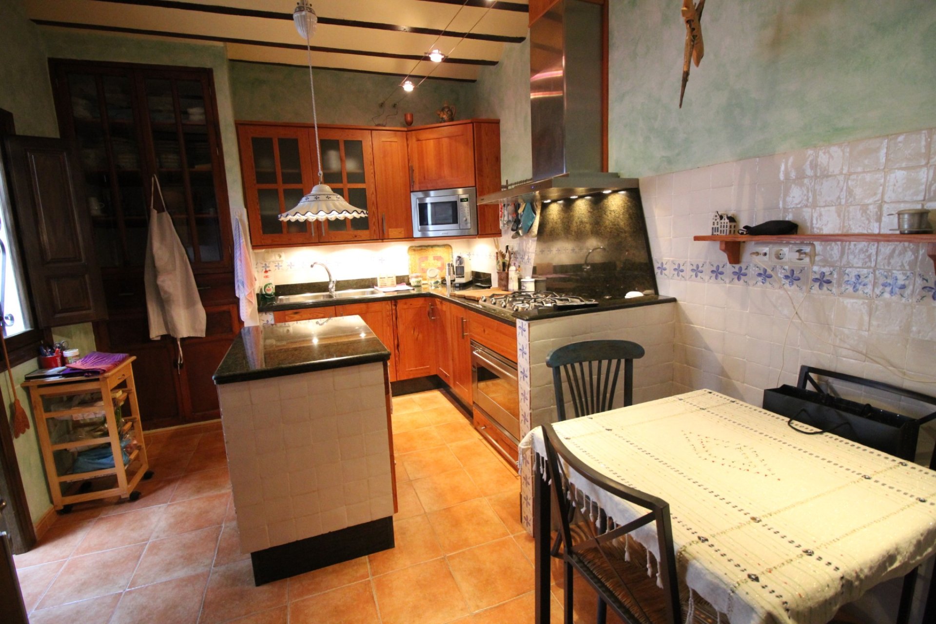 Reventa - Townhouse / Duplex - Blanca