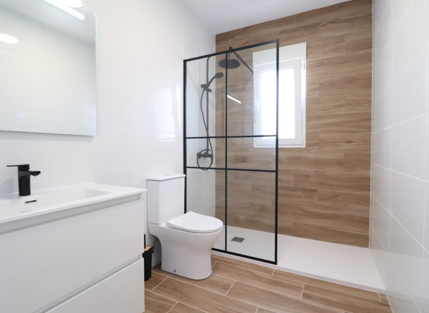 Reventa - Townhouse / Duplex - Ciudad Quesada - Altos de Quesada