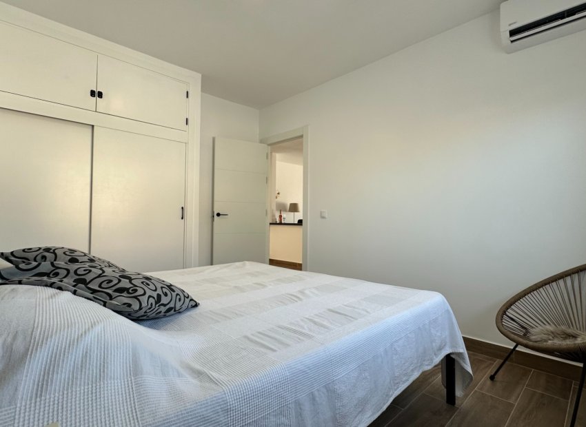 Reventa - Townhouse / Duplex - Ciudad Quesada - Altos de Quesada
