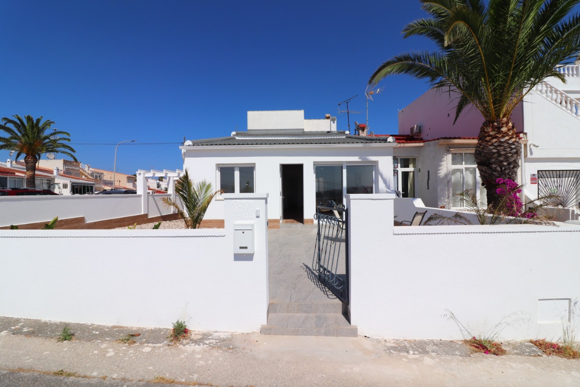 Reventa - Townhouse / Duplex - Ciudad Quesada - Altos de Quesada